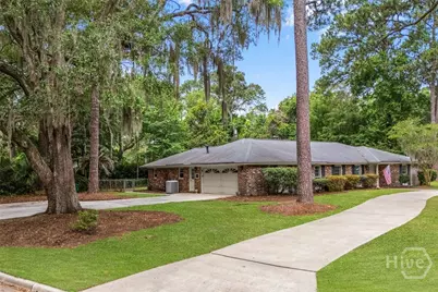 301 Wellington Road, Savannah, GA 31410 - Photo 3