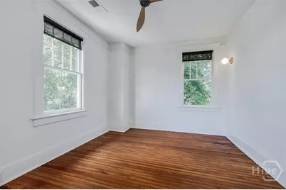 525 Maupas Avenue, Savannah, GA 31401 - Photo 45