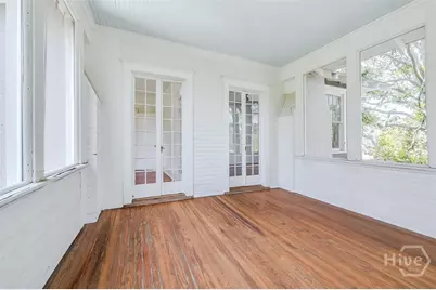 525 Maupas Avenue, Savannah, GA 31401 - Photo 41