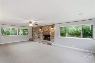 220 Columbus Dr, Savannah, GA 31405 - Photo 9