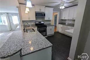 220 Columbus Dr, Savannah, GA 31405 - Photo 5