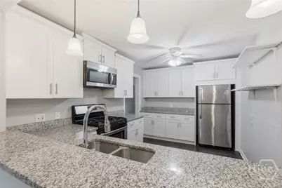 220 Columbus Drive, Savannah, GA 31405 - Photo 11