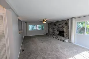 220 Columbus Dr, Savannah, GA 31405 - Photo 7
