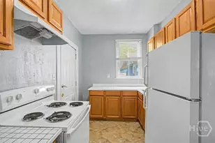 709 E 35th St, Savannah, GA 31401 - Photo 9