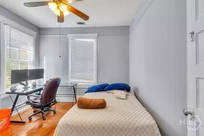 709 E 35th Street, Savannah, GA 31401 - Photo 25