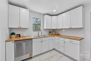 101 Timberline Dr, Savannah, GA 31404 - Photo 9