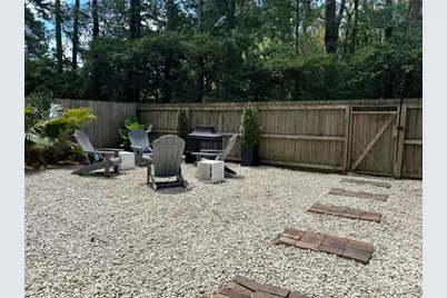105 E 66th Street, Savannah, GA 31405 - Photo 21