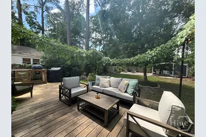 105 E 66th Street, Savannah, GA 31405 - Photo 17