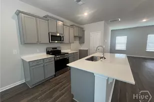 137 Simms Way, Hinesville, GA 31313 - Photo 3