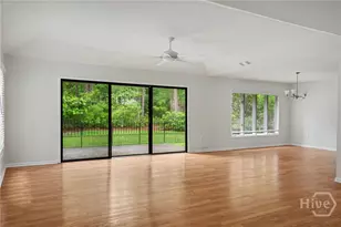 14 Hemingway Dr, Savannah, GA 31411 - Photo 5