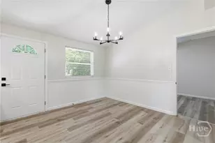 318 Briarcliff Cir, Savannah, GA 31419 - Photo 17
