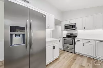 318 Briarcliff Circle, Savannah, GA 31419 - Photo 9