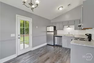 233 Sheila Dr, Hinesville, GA 31313 - Photo 7