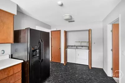 102 Coastal Place #D, Savannah, GA 31406 - Photo 7