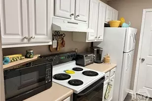 4305 Walden Park Dr, Savannah, GA 31410 - Photo 7