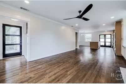 412 E 53rd Street, Savannah, GA 31405 - Photo 7