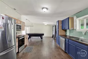 126 Oak St, Rincon, GA 31326 - Photo 9