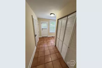 718 E 48th Street, Savannah, GA 31405 - Photo 9