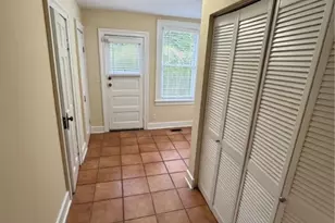 718 E 48th St, Savannah, GA 31405 - Photo 9
