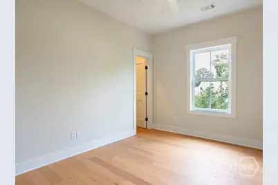 807 E 36th Street, Savannah, GA 31401 - Photo 49