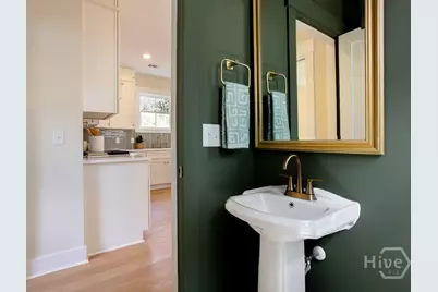 807 E 36th Street, Savannah, GA 31401 - Photo 31