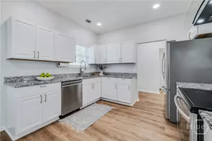 1013 Cheryl St, Savannah, GA 31410 - Photo 13