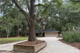 18 Monastery Rd, Savannah, GA 31411 - Photo 5