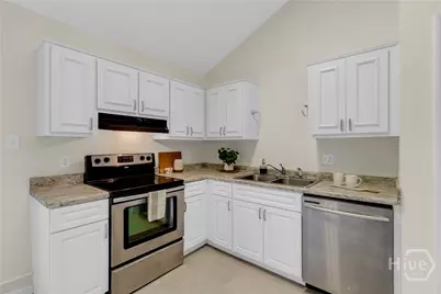 132 Hunt Club Court, Savannah, GA 31406 - Photo 11