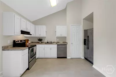 132 Hunt Club Court, Savannah, GA 31406 - Photo 9