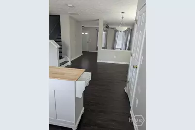 136 Alice Walker, Athens, GA 30607 - Photo 5