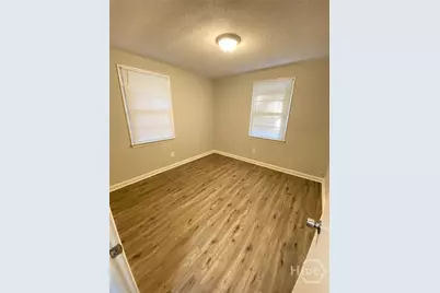 2137 Bolling Street, Savannah, GA 31404 - Photo 11