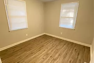 2137 Bolling St, Savannah, GA 31404 - Photo 11