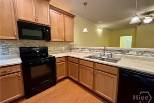 436 Governor Treutlen Circle, Pooler, GA 31322 - Photo 7