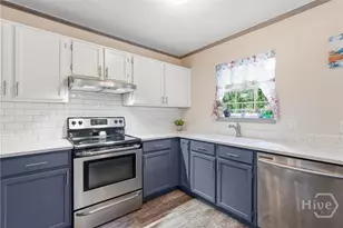 119 E Sagebrush Ln, Savannah, GA 31419 - Photo 11