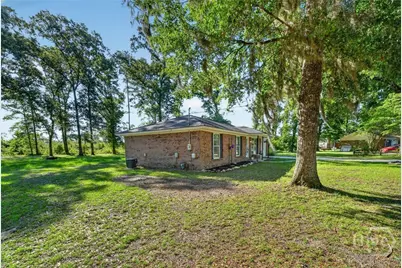 448 Queens Way, Ellabell, GA 31308 - Photo 3