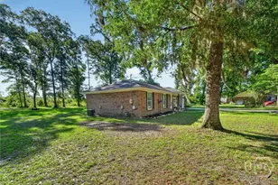448 Queens Way, Ellabell, GA 31308 - Photo 3
