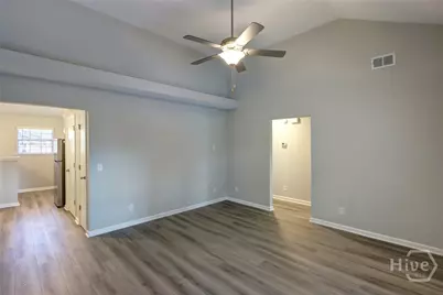 7346 Leghorn Street, Savannah, GA 31406 - Photo 7