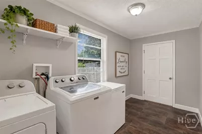 2218 Hanson Street, Savannah, GA 31404 - Photo 7