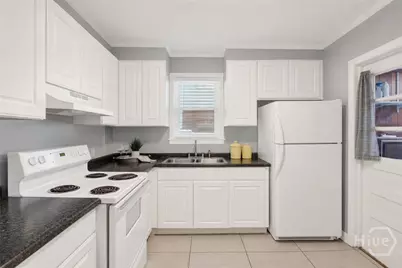 2218 Hanson Street, Savannah, GA 31404 - Photo 11