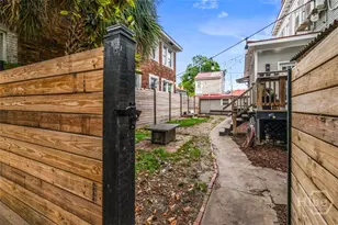 120 W 37th St, Savannah, GA 31401 - Photo 51