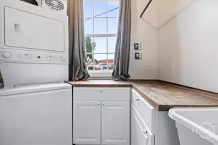120 W 37th St, Savannah, GA 31401 - Photo 21