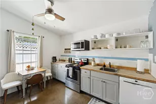 120 W 37th St, Savannah, GA 31401 - Photo 43