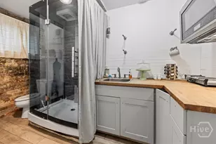 120 W 37th St, Savannah, GA 31401 - Photo 39