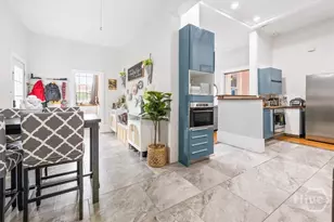 120 W 37th St, Savannah, GA 31401 - Photo 23