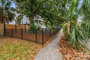 120 W 37th St, Savannah, GA 31401 - Photo 3