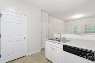 3103 Walden Park Dr, Savannah, GA 31410 - Photo 11