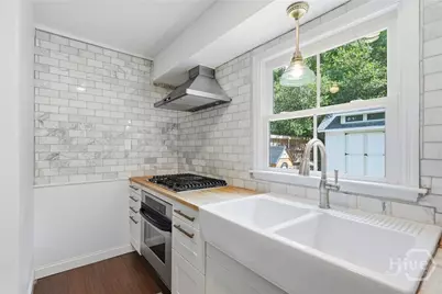 28 Romney Place, Savannah, GA 31406 - Photo 7