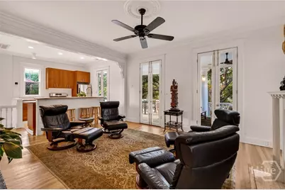 107 E 35th Street, Savannah, GA 31401 - Photo 23