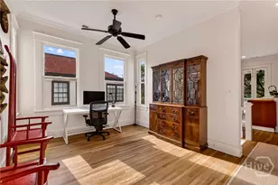 107 E 35th St, Savannah, GA 31401 - Photo 27
