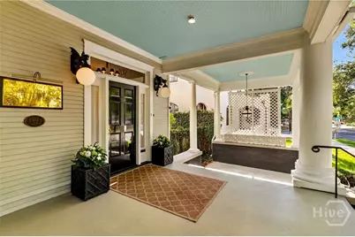 107 E 35th Street, Savannah, GA 31401 - Photo 9